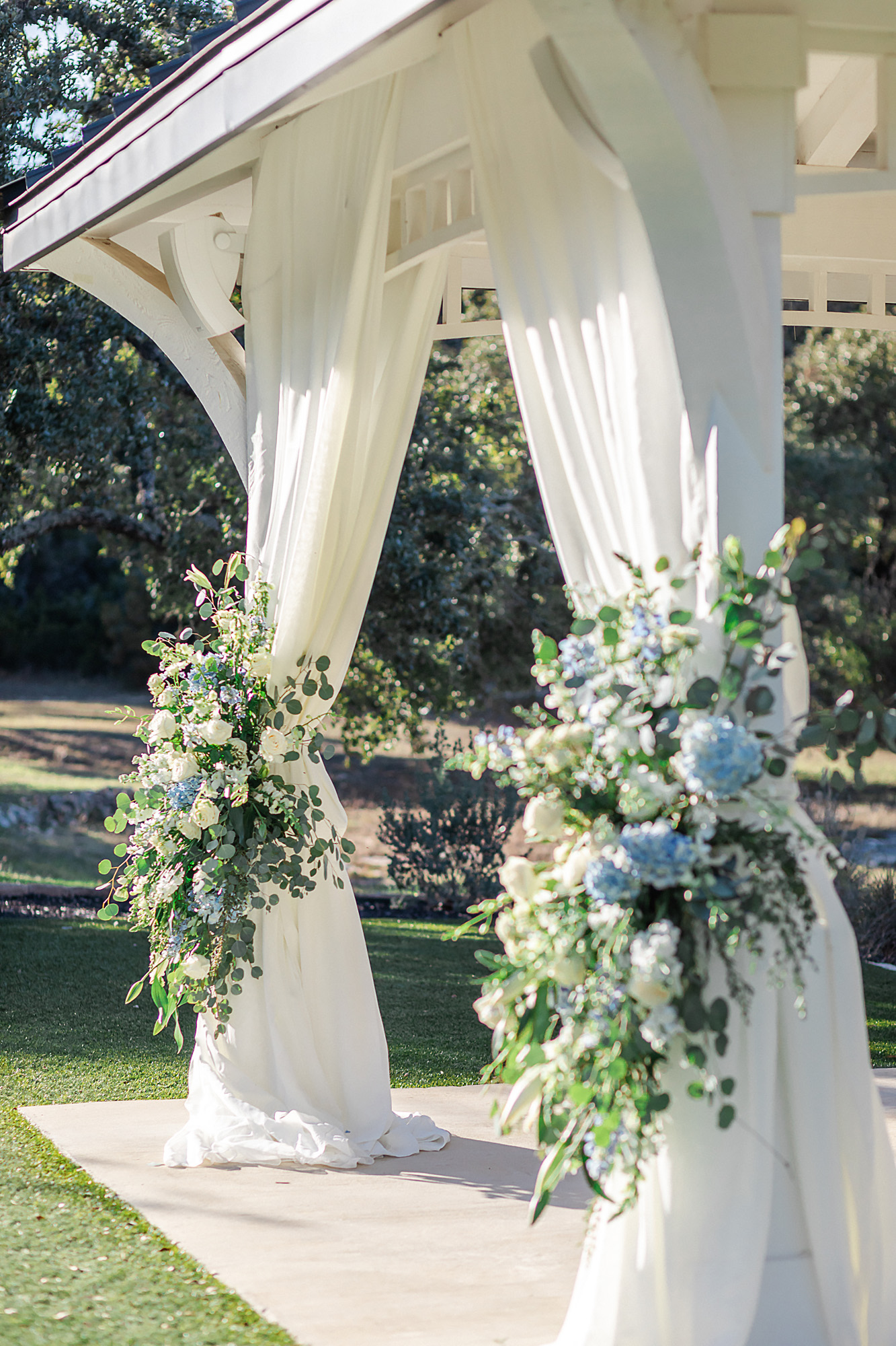 Alison&Zach-Ceremony-11